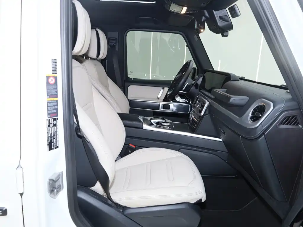 Mercedes-Benz G-Class — миниатюра 16