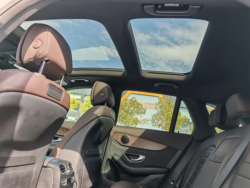 Mercedes-Benz GLC 2016 GLC 300 4MATIC Luxury