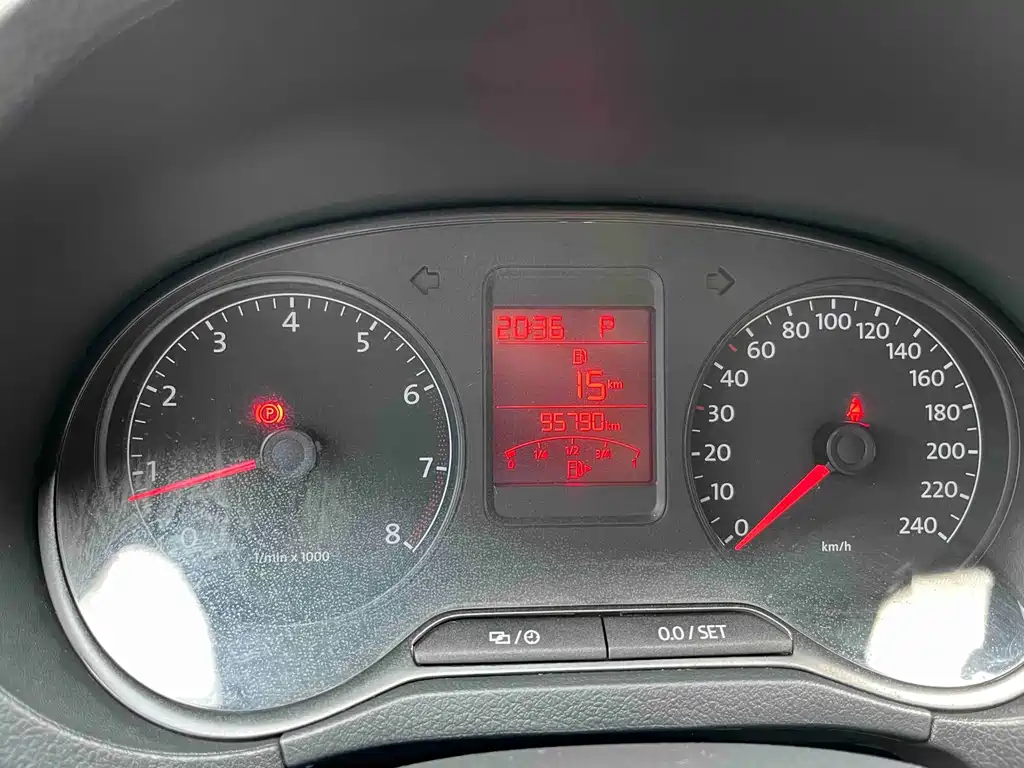 Volkswagen Polo — миниатюра 8
