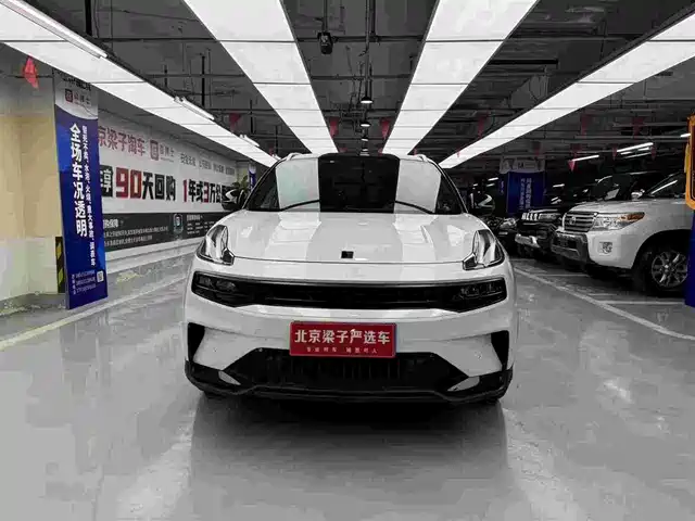 2024 Lynk & Co 06