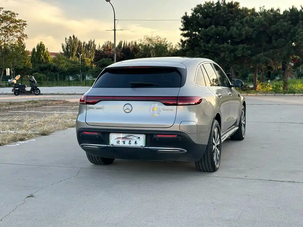 Mercedes-Benz EQC — миниатюра 6