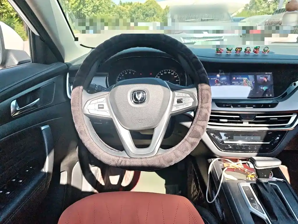 Changan CS35PLUS — миниатюра 11