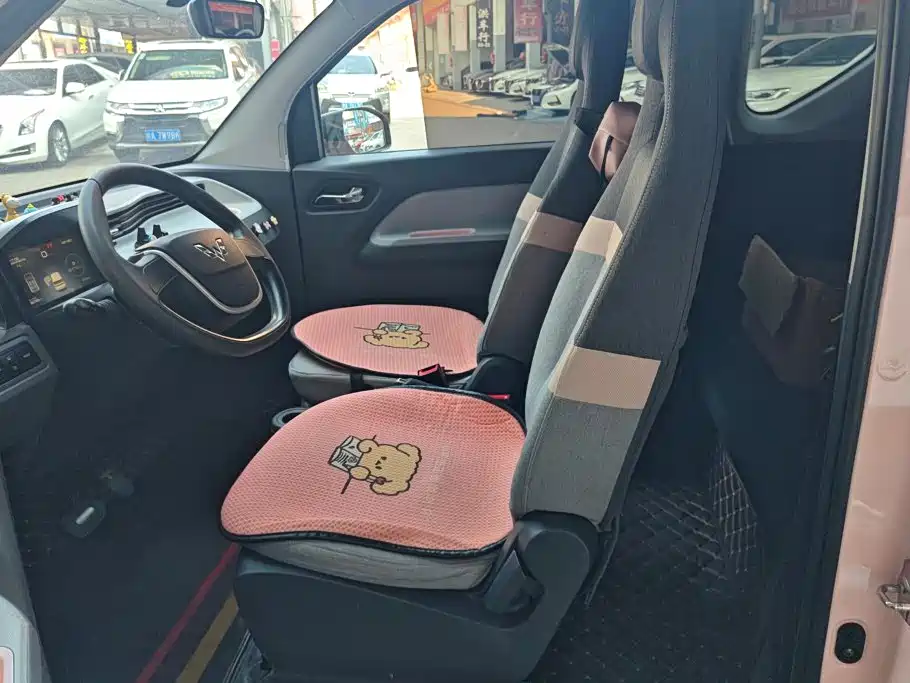 Wuling MINIEV — миниатюра 9
