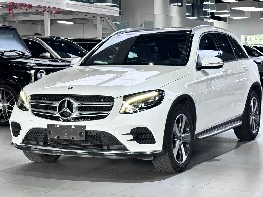 Купить Mercedes-Benz GLC