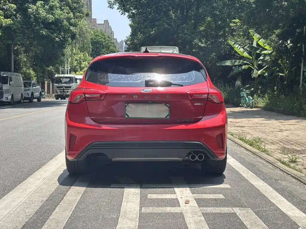 Ford Focus — миниатюра 4