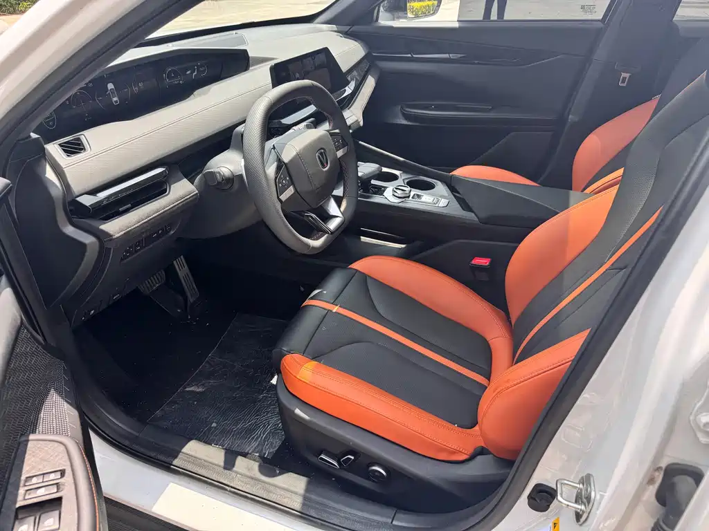 Changan UNI-V — миниатюра 9