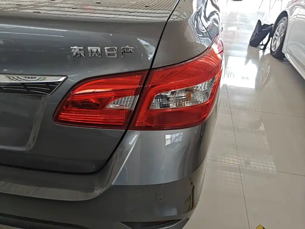 Nissan Sylphy — миниатюра 8