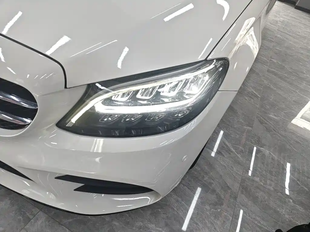 Mercedes-Benz C-Class — миниатюра 24