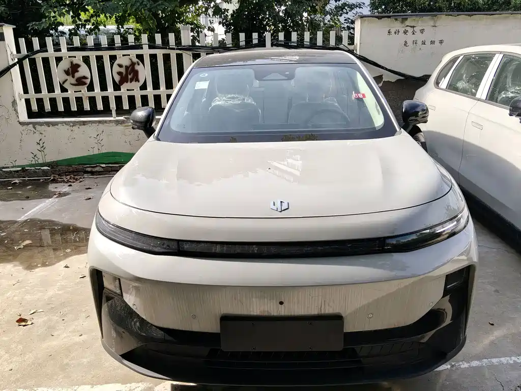Leapmotor Leapmotor B10