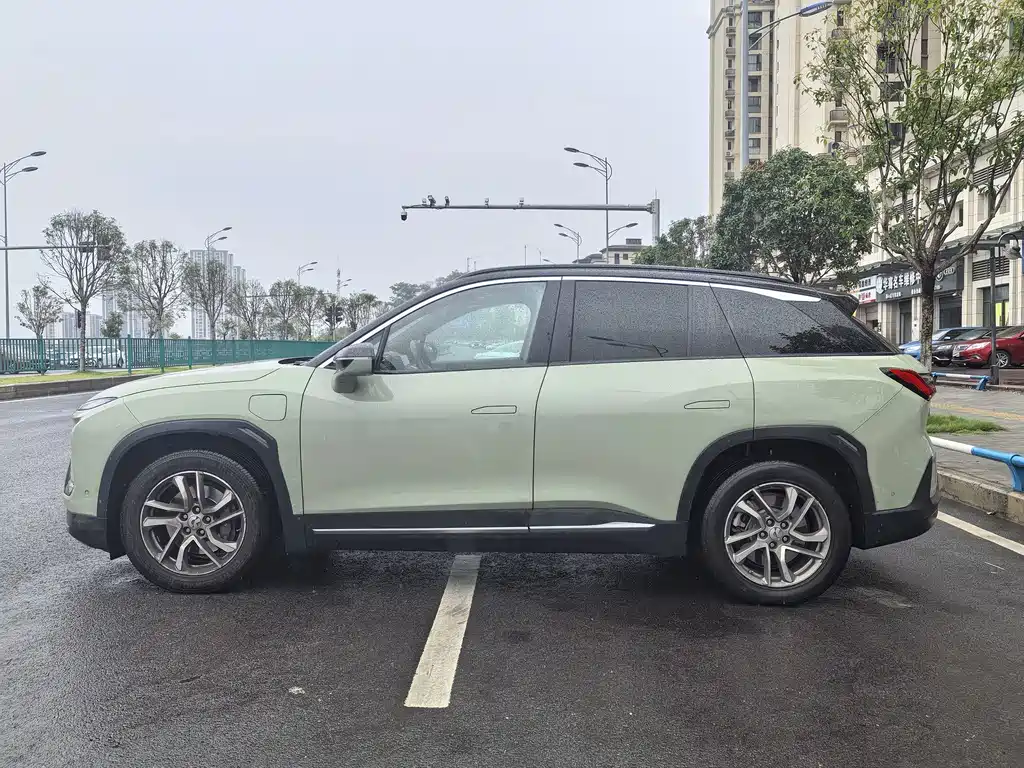 NIO ES6 — миниатюра 6