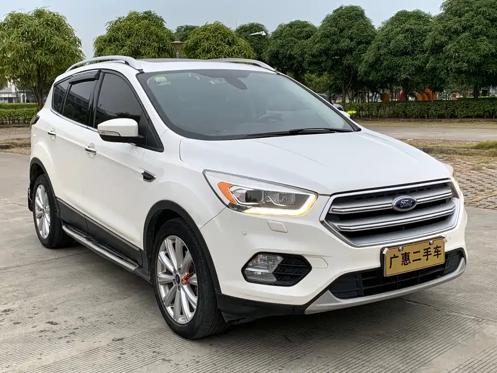 Ford Kuga — миниатюра 2