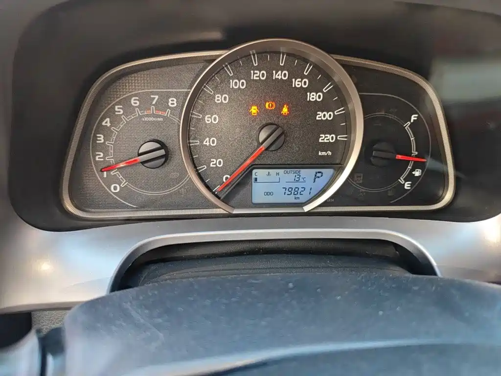 Toyota RAV4 — миниатюра 8