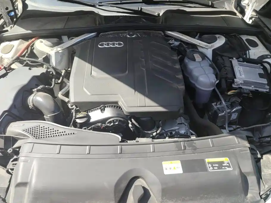 Audi A4L — миниатюра 10