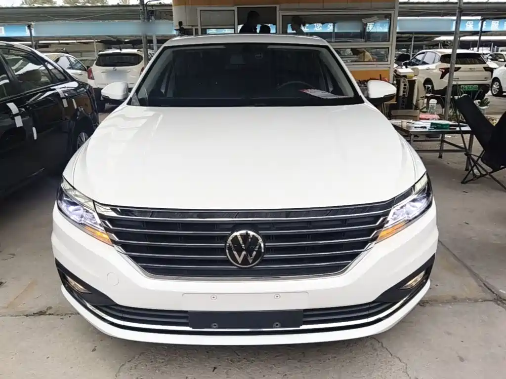Volkswagen Lavida — миниатюра 3