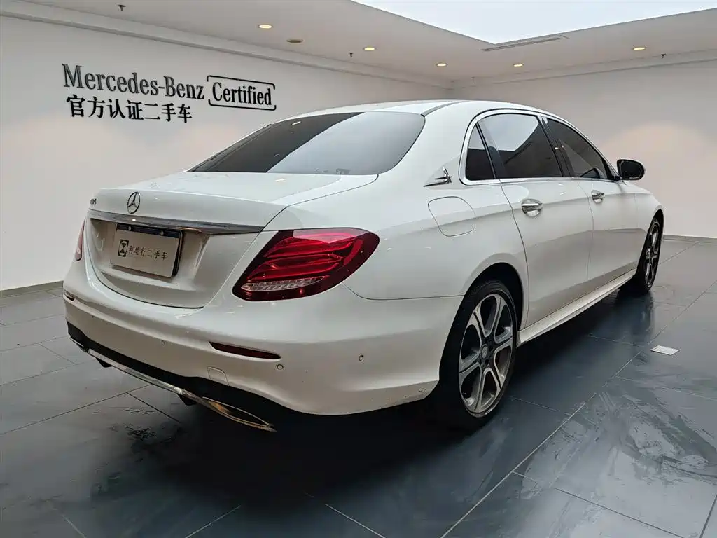 Mercedes-Benz E-Class E 2017 E 300 L Sport Fashion