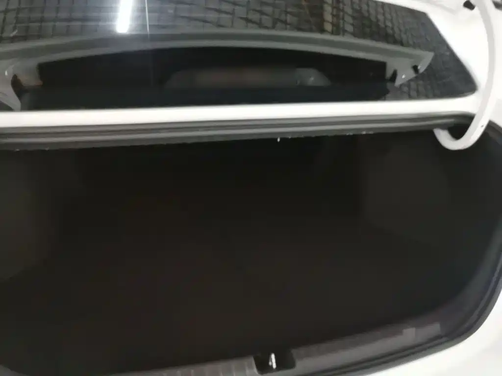 Geely Emgrand — миниатюра 19