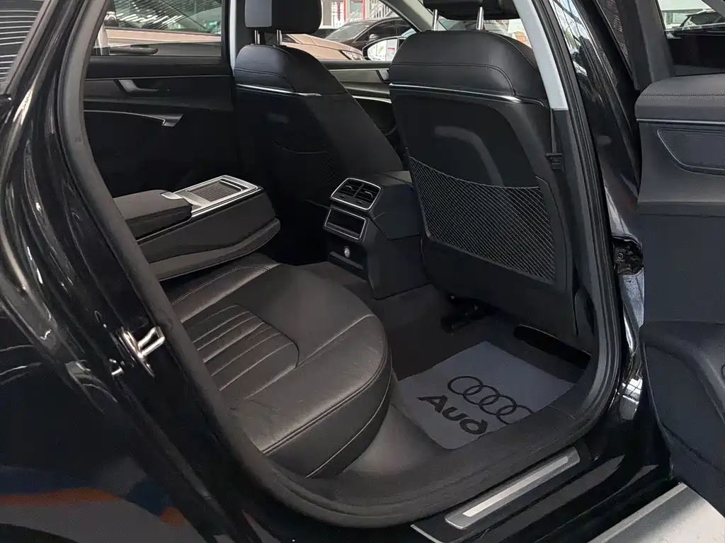 Audi A6L — миниатюра 21
