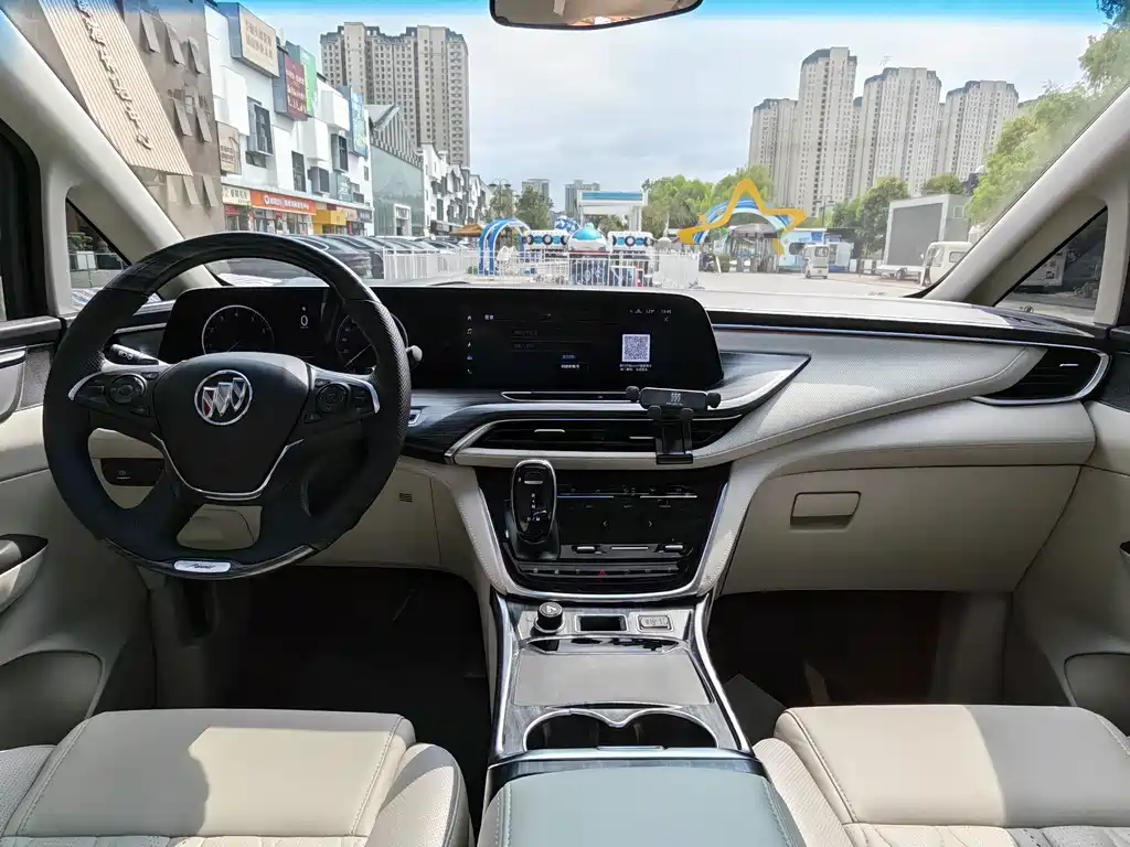 Buick GL8 — миниатюра 5