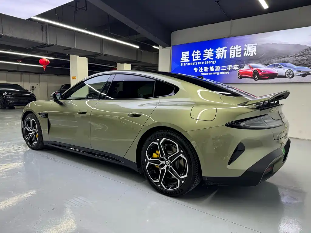 XIAOMI CAR XIAOMI SU7