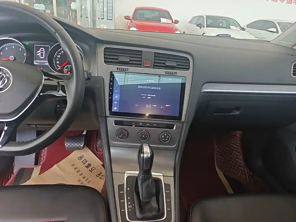 Volkswagen Golf — миниатюра 13