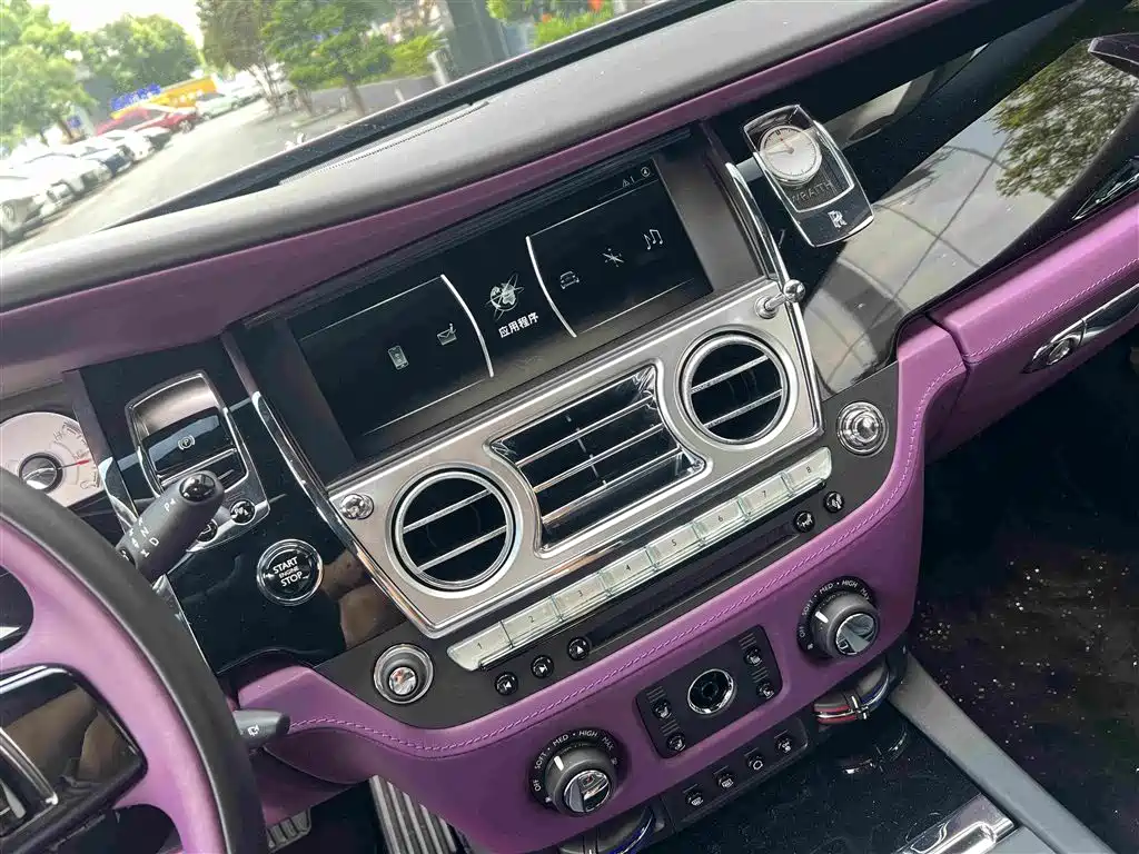 Rolls-Royce Wraith — миниатюра 4