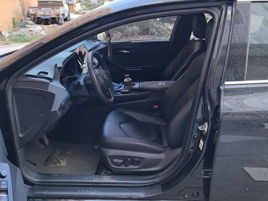 Toyota Avalon — миниатюра 9