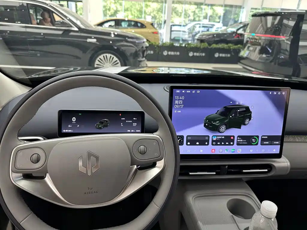 Leapmotor Leapmotor A10 — миниатюра 7