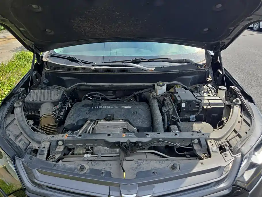 Chevrolet Equinox — миниатюра 10