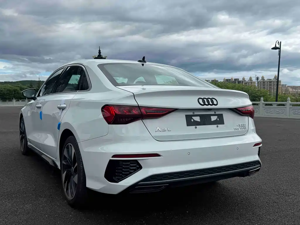 Audi A3 — миниатюра 4