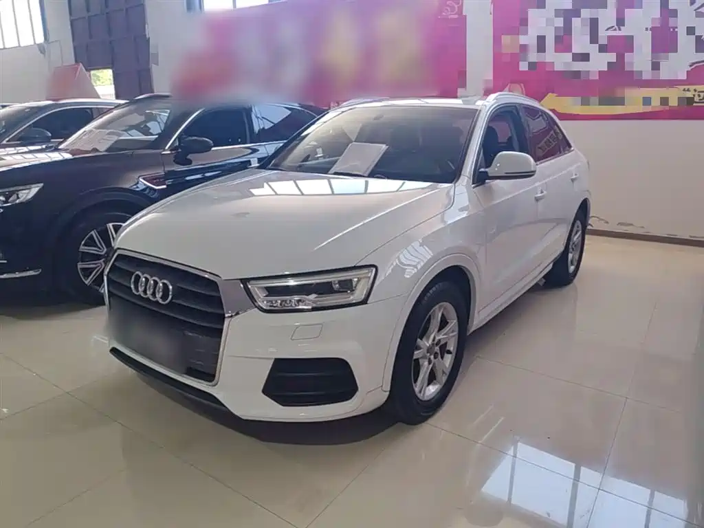 Купить Audi Q3