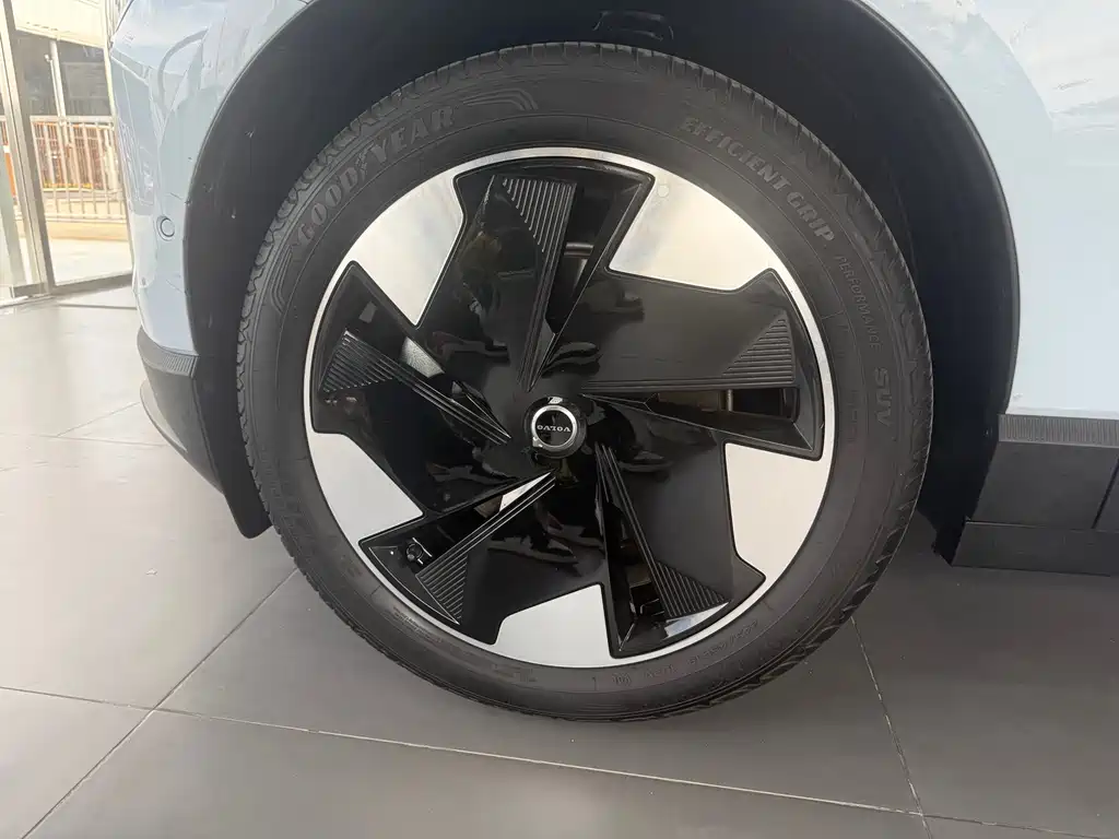 Volvo EX30 — миниатюра 21