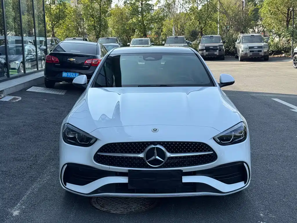 Mercedes-Benz C-Class — миниатюра 2
