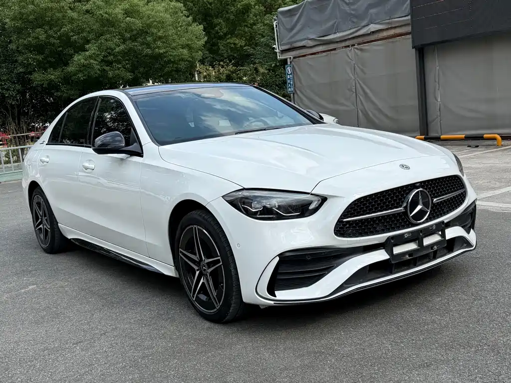 Mercedes-Benz C-Class — миниатюра 3