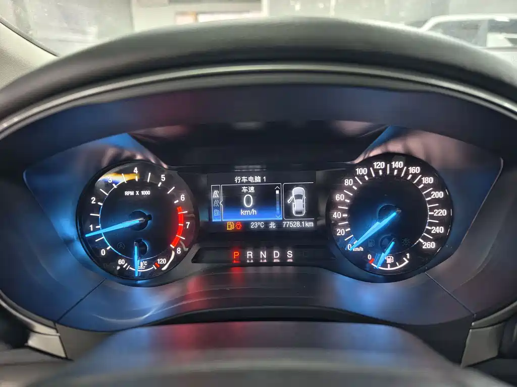 Ford Mondeo — миниатюра 11