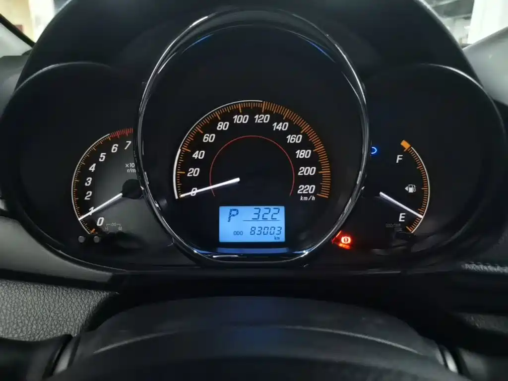 Toyota Yaris L — миниатюра 12