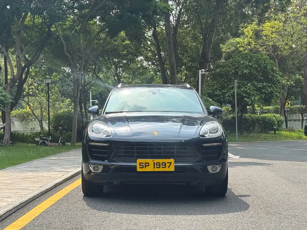 Porsche Macan — миниатюра 2