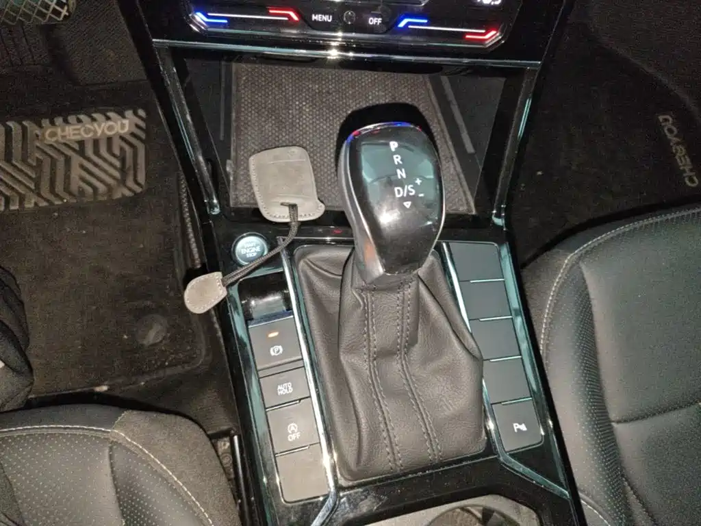 Volkswagen Passat — миниатюра 14
