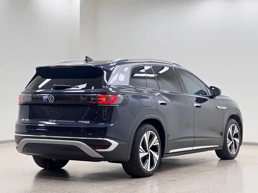 Volkswagen ID.6 Crozz — миниатюра 6