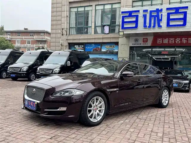 JAGUAR XJ 2017