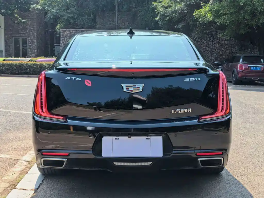 Cadillac XTS — миниатюра 8