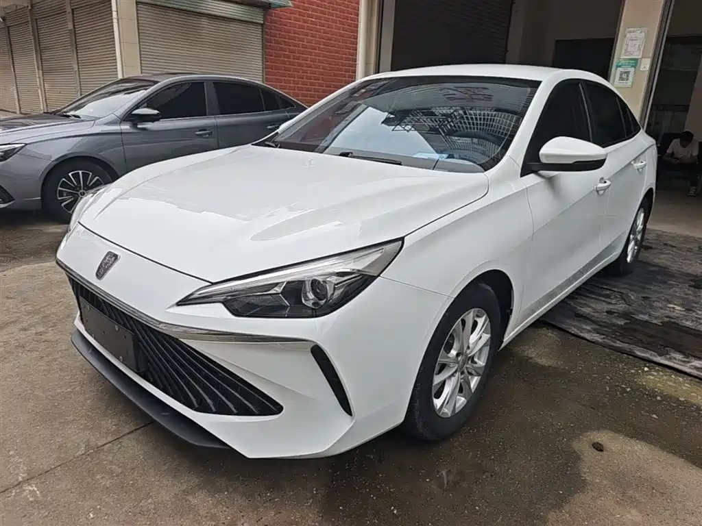 Купить Roewe i5