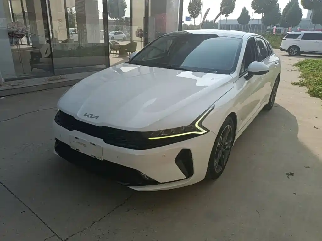Kia K5 — миниатюра 2