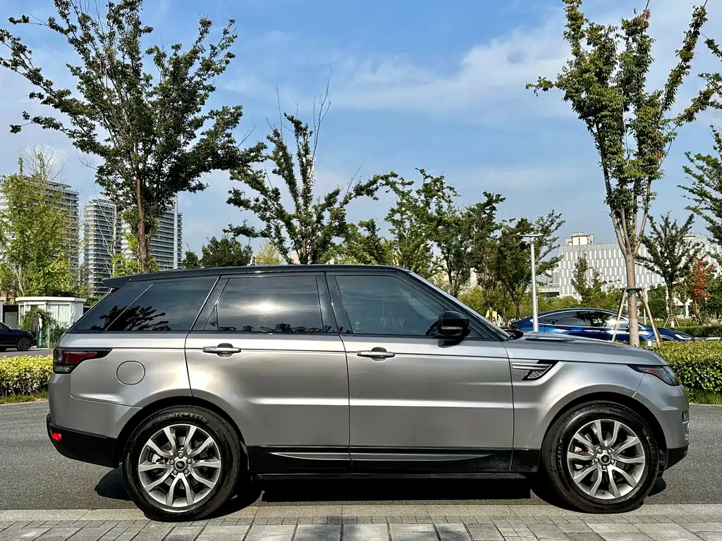 Land Rover Sport — миниатюра 7