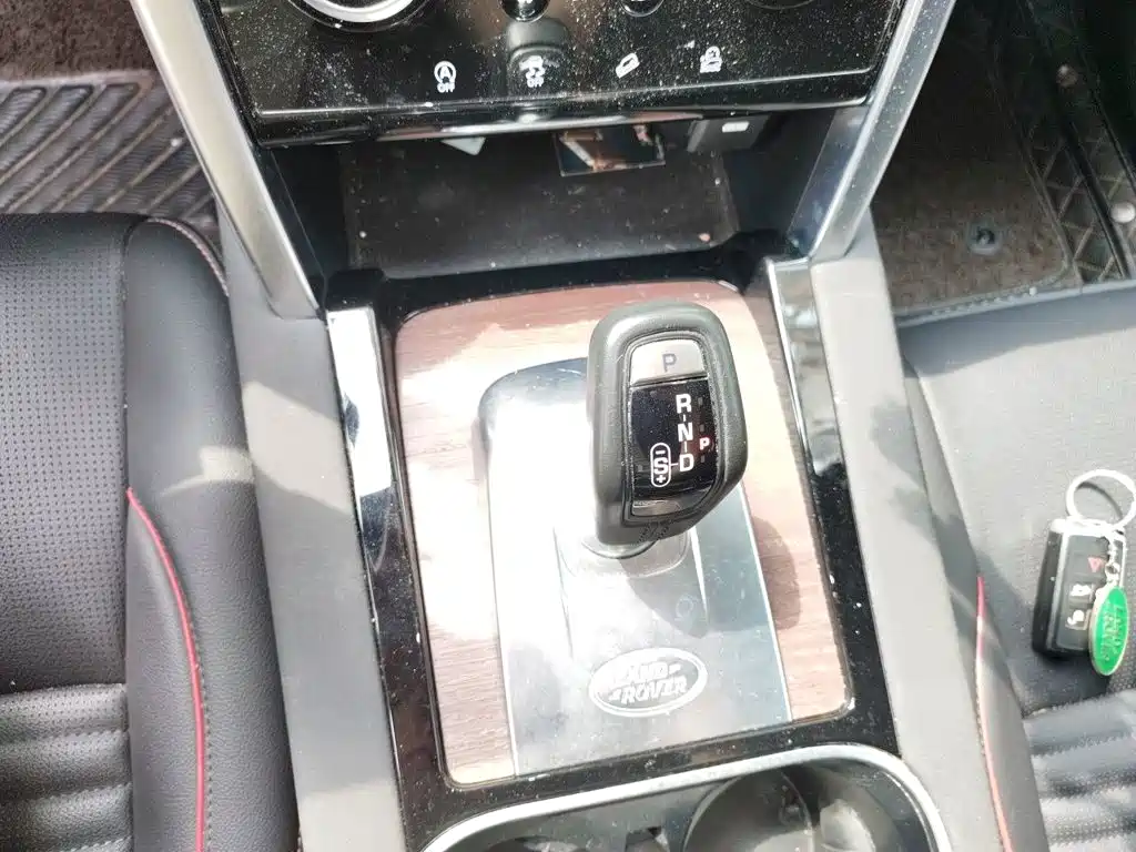Land Rover Discovery Sport — миниатюра 15