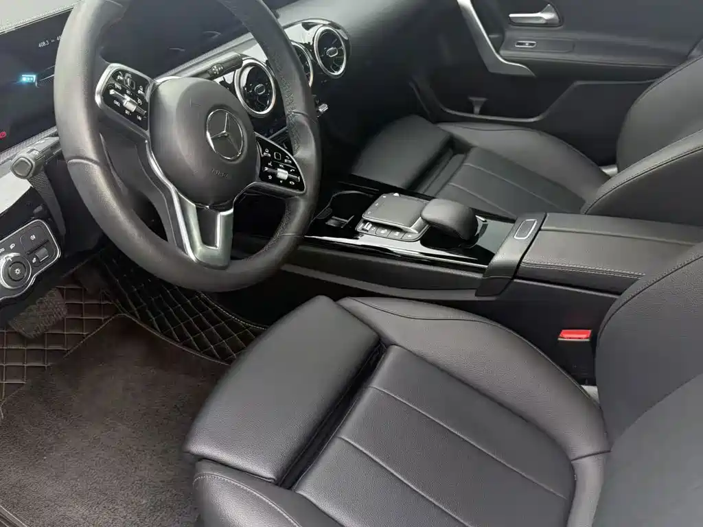 Mercedes-Benz A-Class — миниатюра 5
