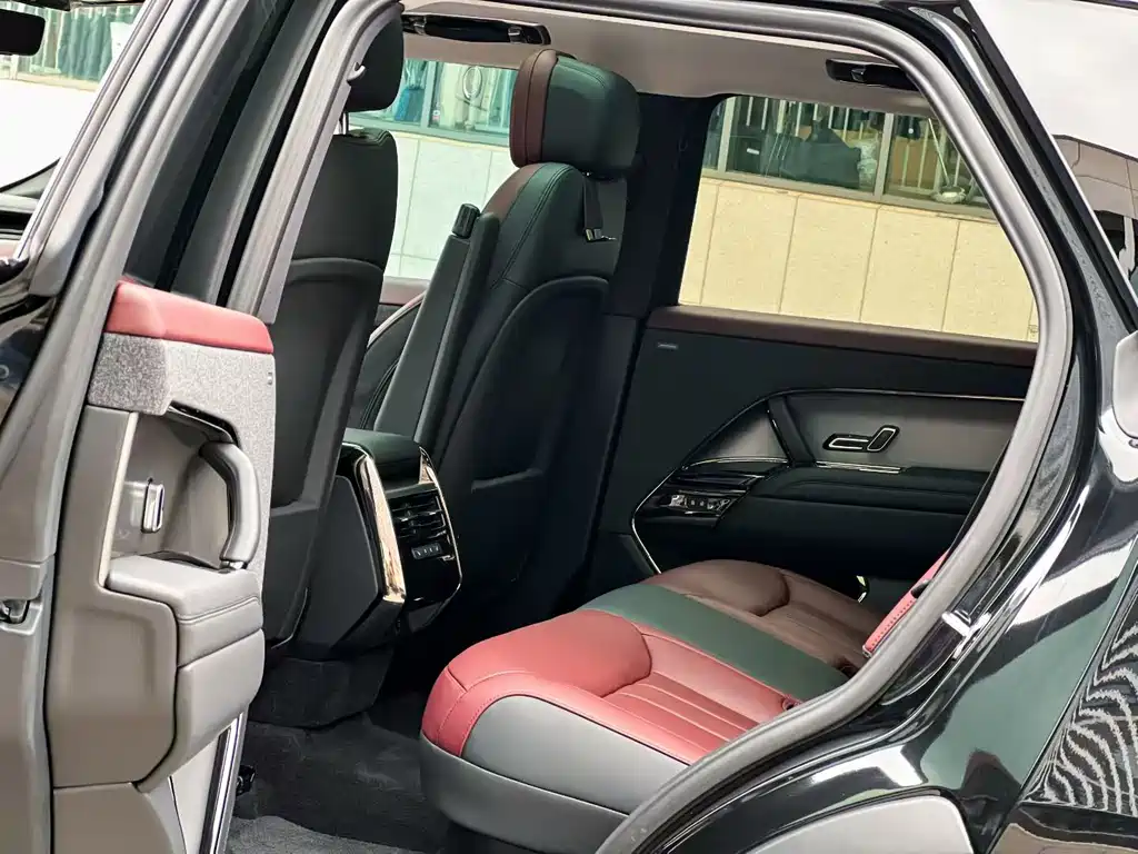 Land Rover Sport — миниатюра 6