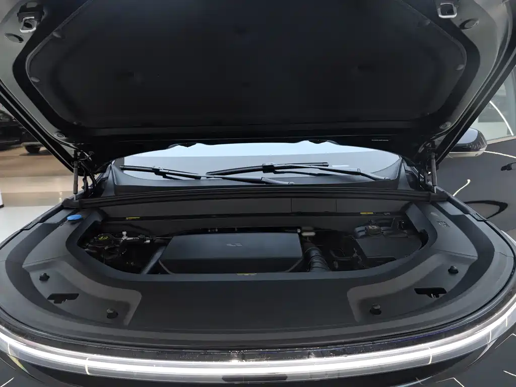 Li Auto Li L9 — миниатюра 31