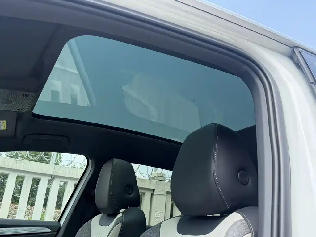 Volkswagen ID.4 Crozz — миниатюра 15