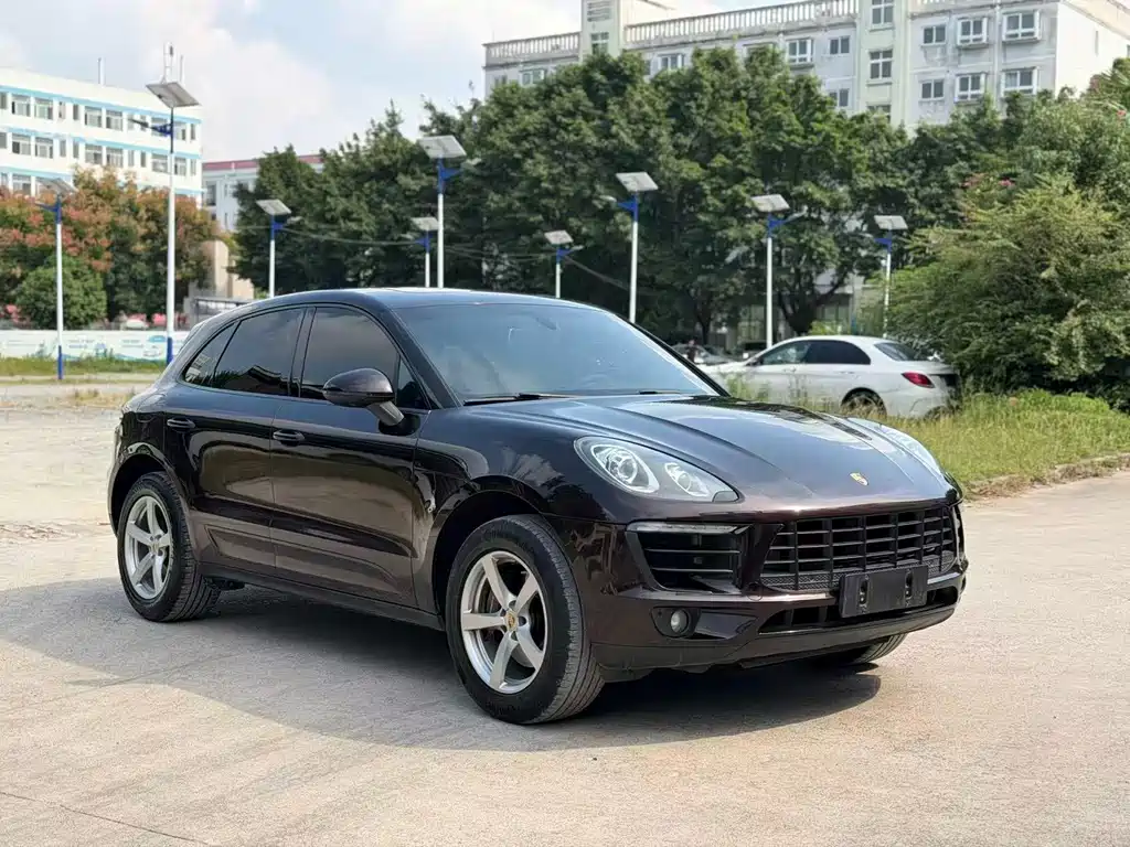 Porsche Macan — миниатюра 2