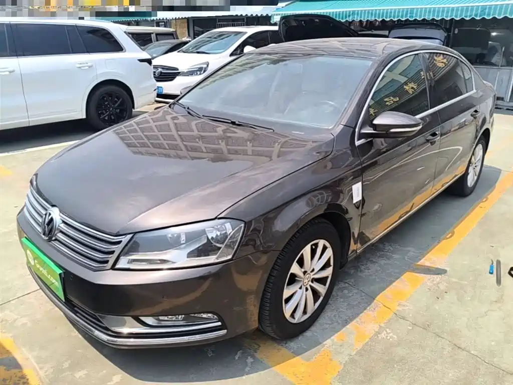 Volkswagen Magotan 2016